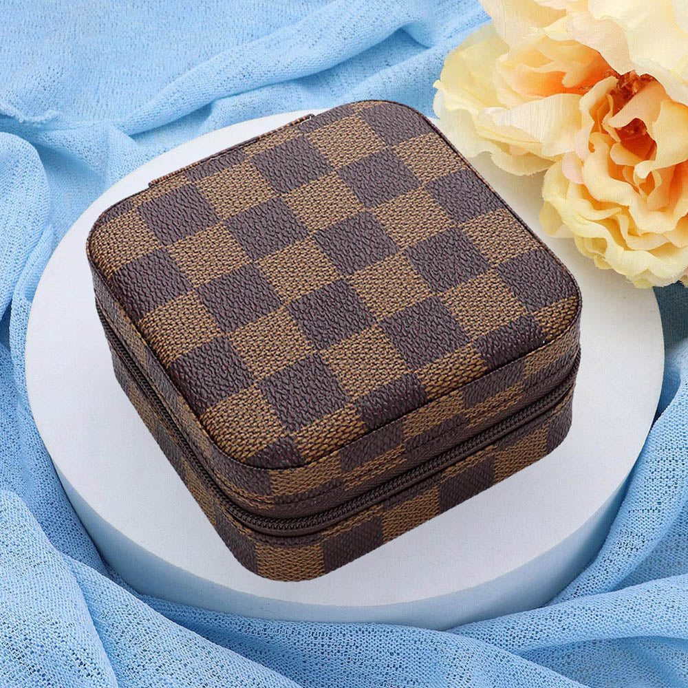 Checkered Pattern Portable Jewelry Box